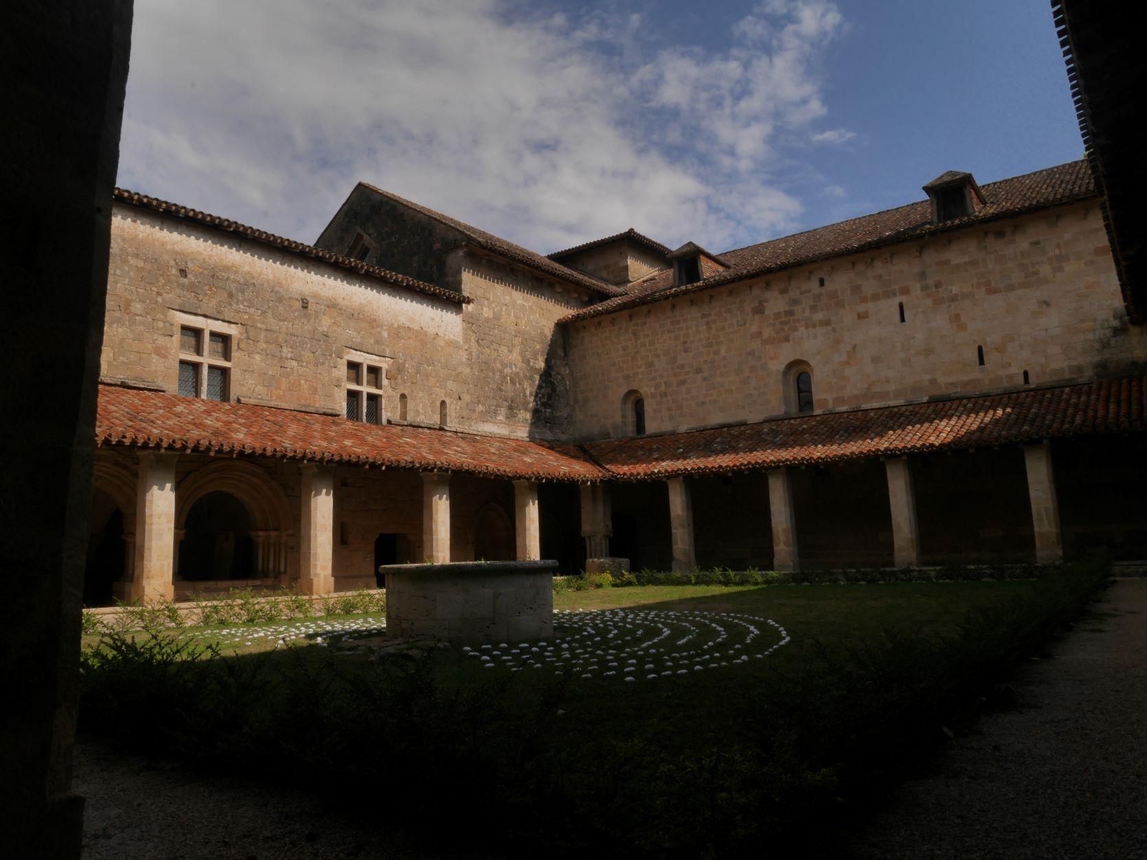 Le cloître